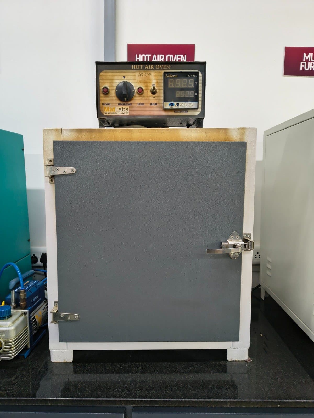 Hot Air Oven in the Research Hub lab